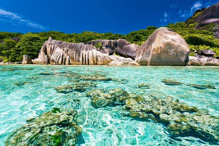 Praslin: Day trip to la digue island Praslin: Day trip to la digue island